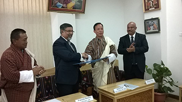 Signing of MoU with IITR mou_iitr
